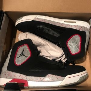 jordan luminary black